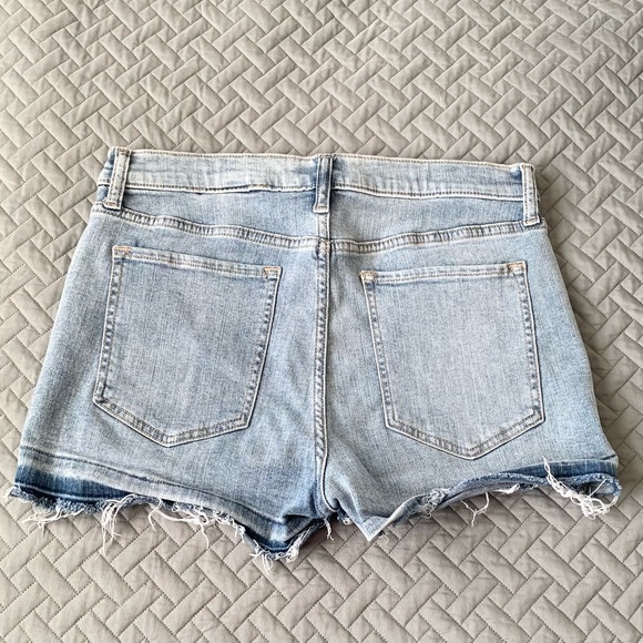 Mid-rise 3” denim shorts - Picture 2 of 7